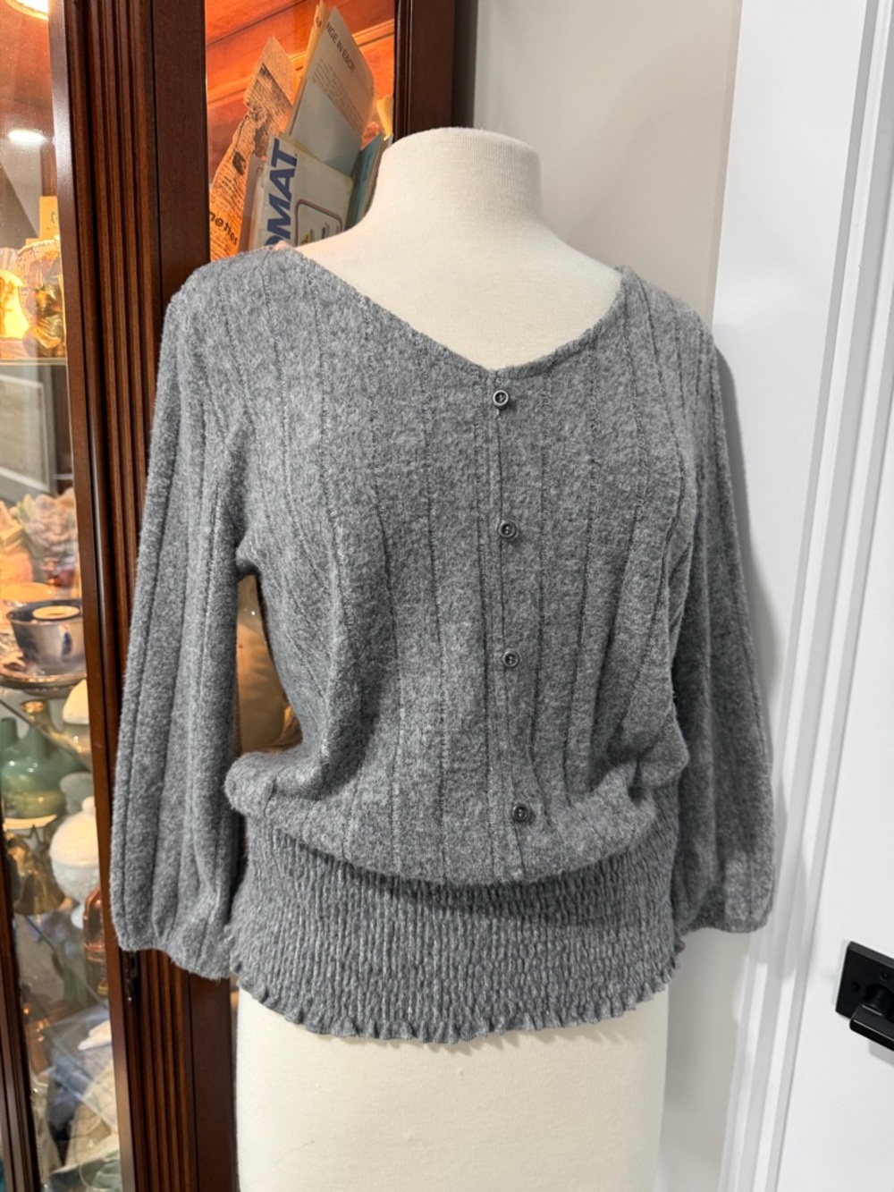 Cato Gray Ribbed Button-Back Knit Cardigan - Picture 7 of 8